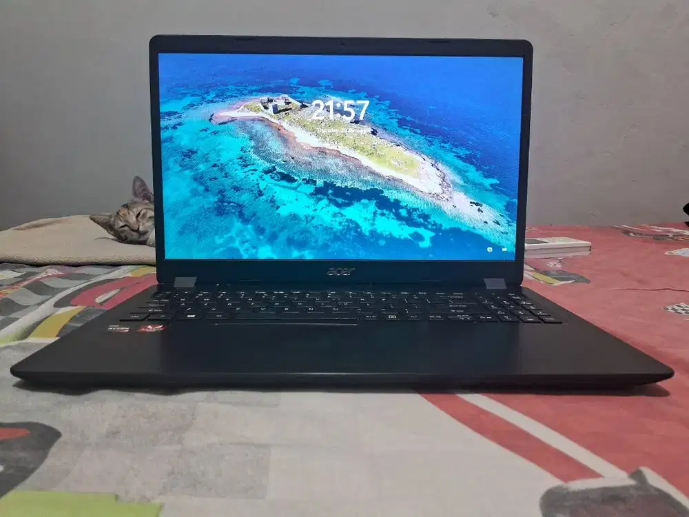 Laptop ACER Ryzen 16GB SSD 256GB Win ORI 15,6in SLIM Gaming Desain
