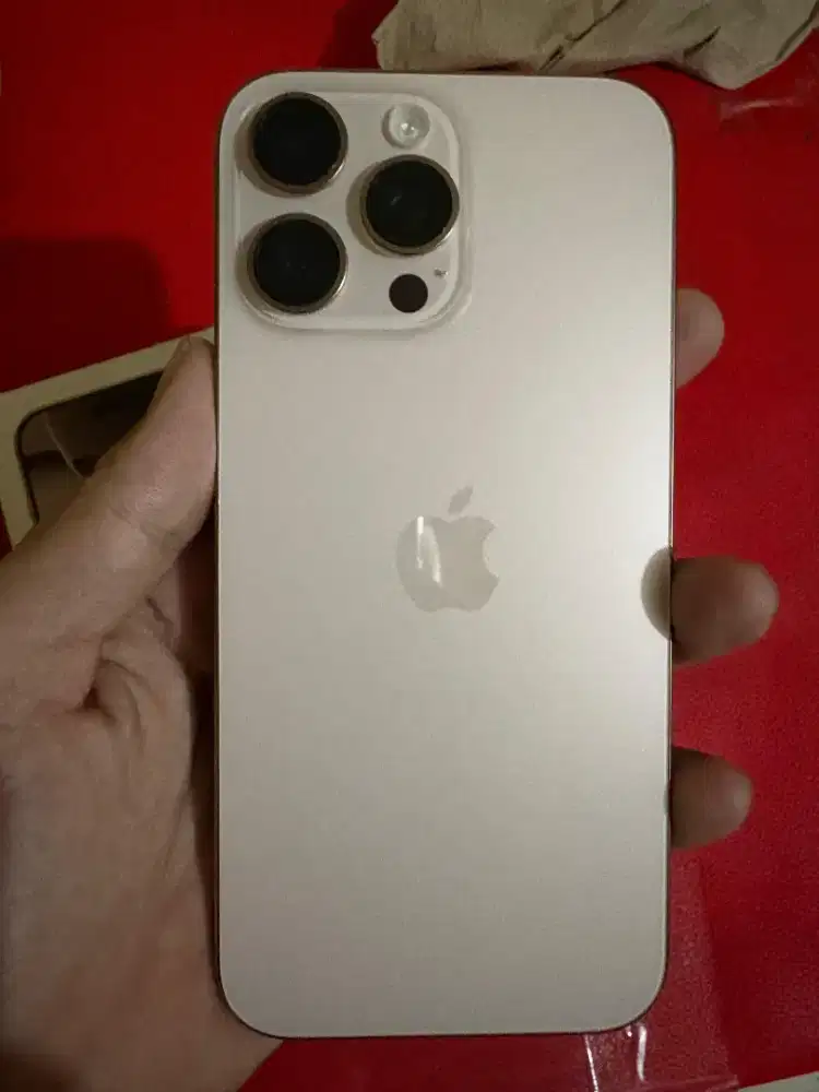 Jual iPhone 16 pro max 256 no minus garansi resmi bea cukai