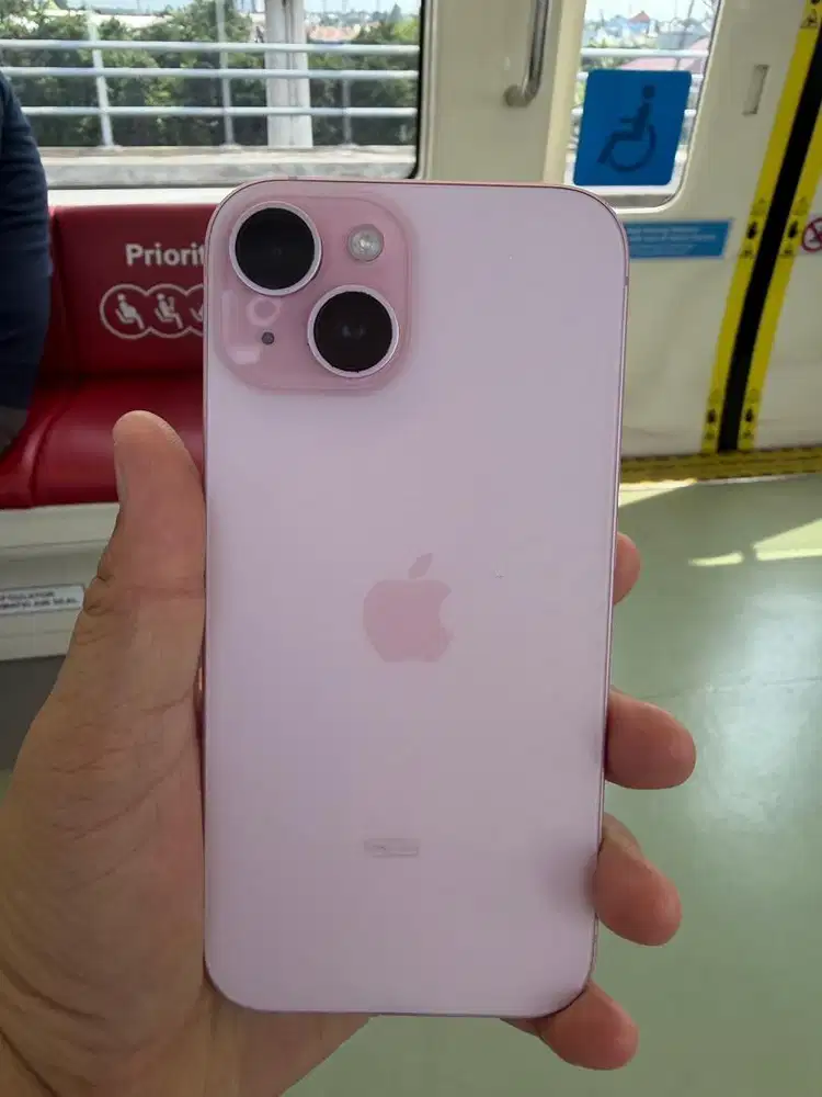 TT/Jual iPhone 15 Ibox 128gb Fullset no minus