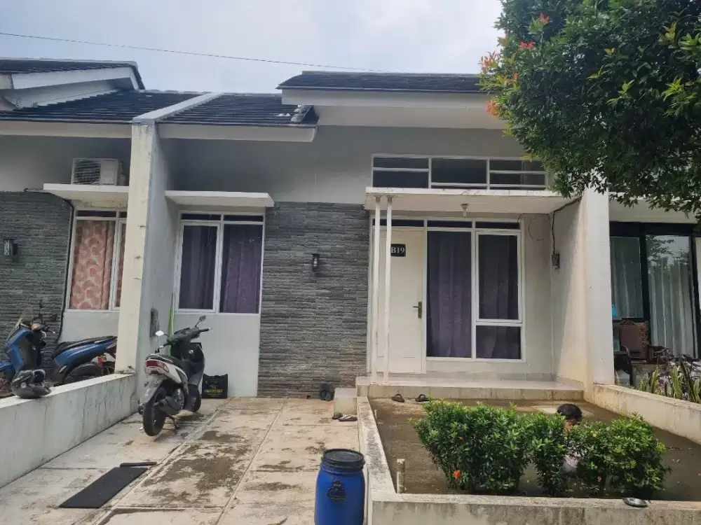 DISEWAKAN RUMAH CLUSTER DICILEUNGSI