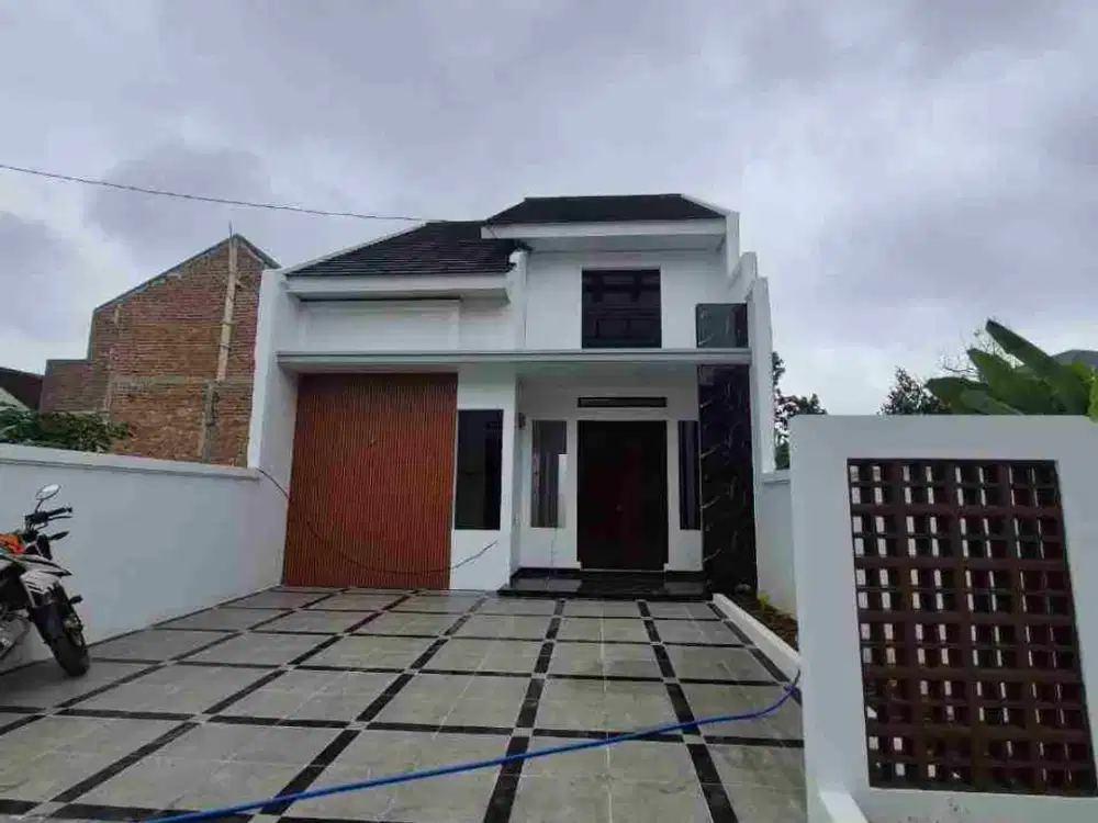 RUMAH 3 KAMAR TIDUR CARPORT LUAS HANYA 400JTAN DI TENGAH KOTA BANDAR LAMPUNG