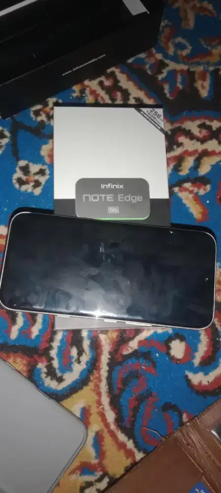Infinix note edge 5g, 8/256