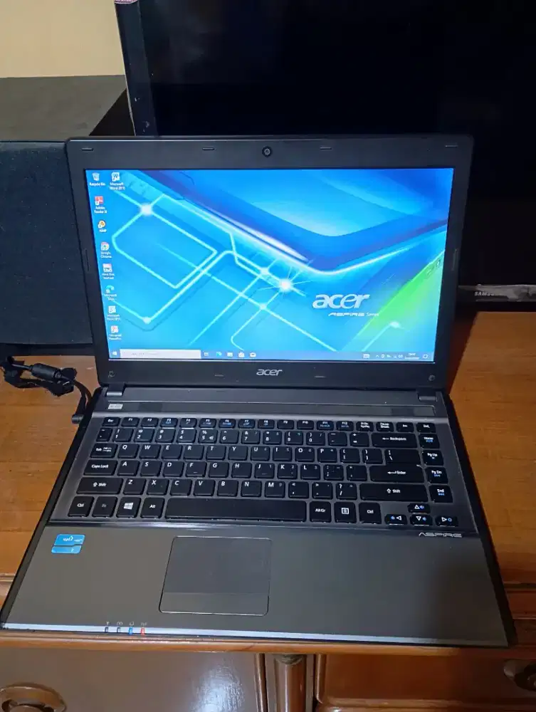 Laptop Acer Core i3 siap pake