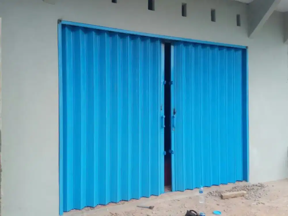 Folding gate dan rolling door