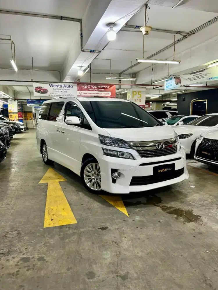 KM 83rb Toyota Vellfire Z AT 2015 nik 2014 Matic Last Edition