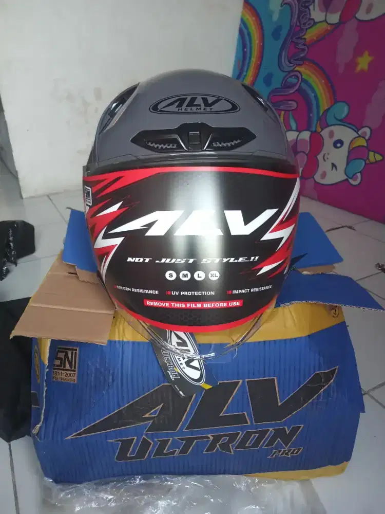 Helm alv ultron pro