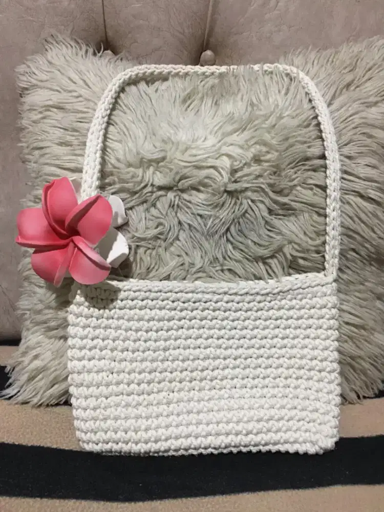 Tas rajut bali baru cuma lepas tag