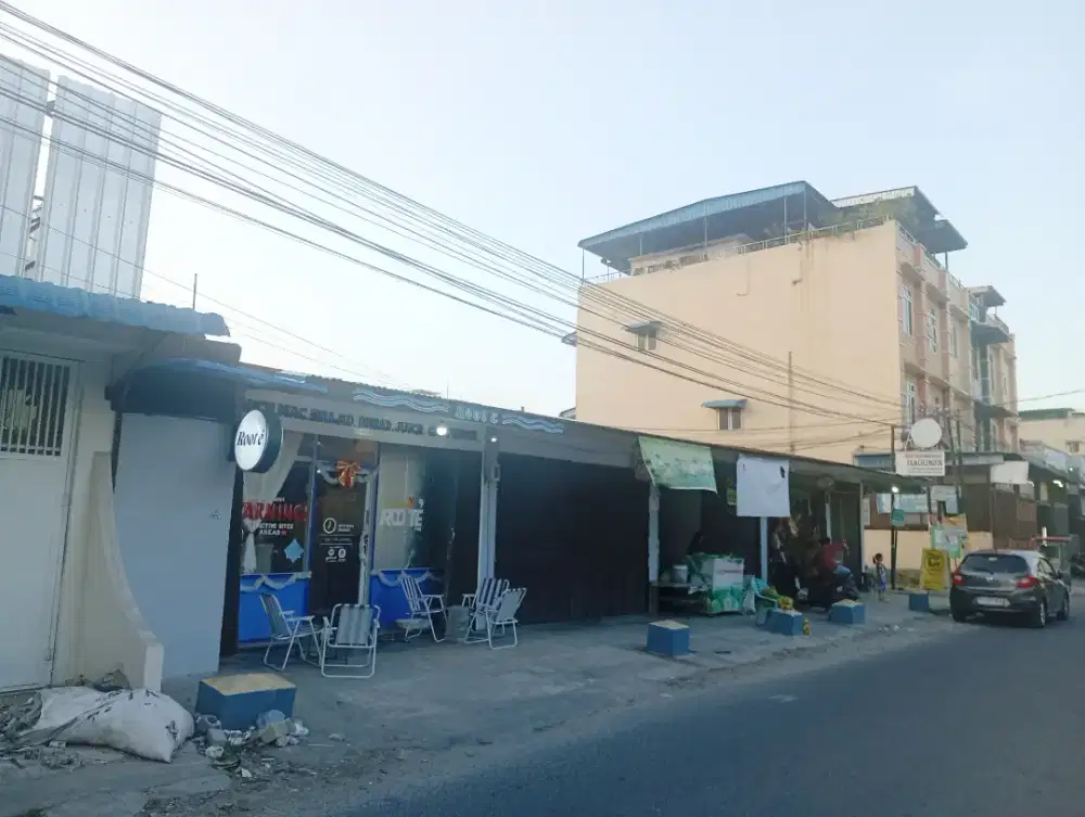 Dijual tanah ada kios2 usaha dan kos-kos an lahan luas prospek cerah