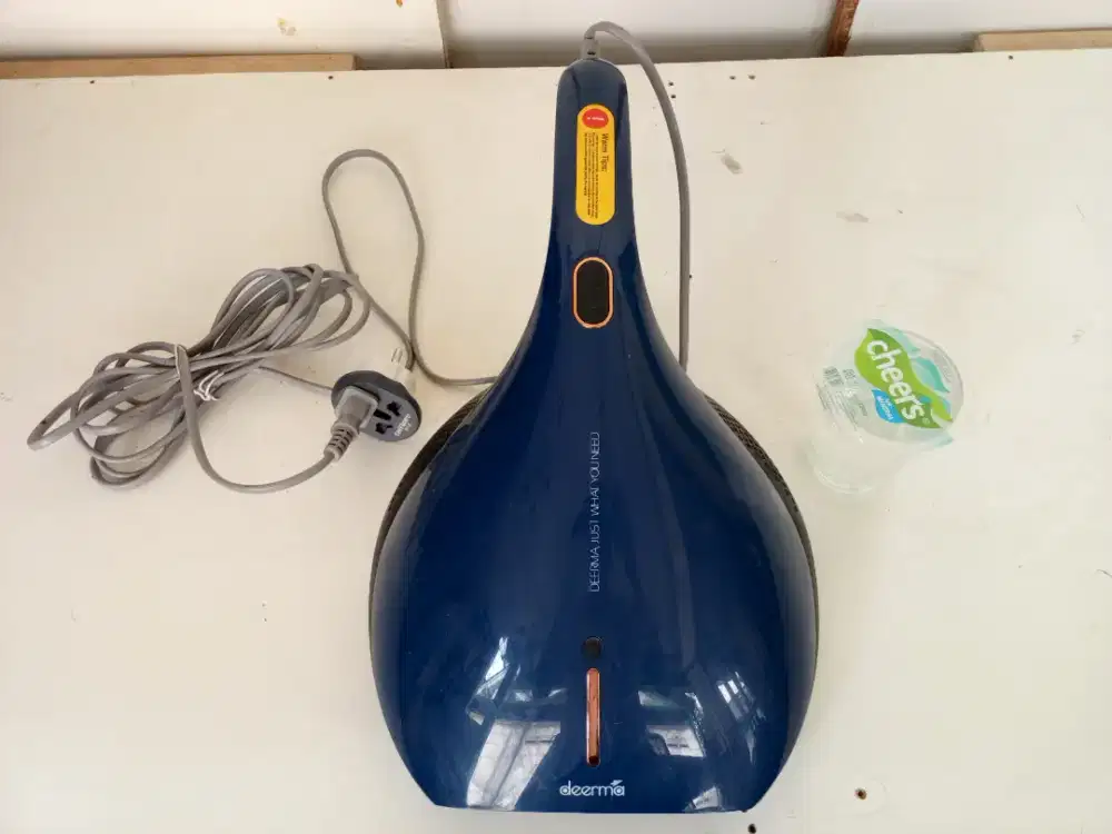 Dua unit vacum cleaner merk deerma