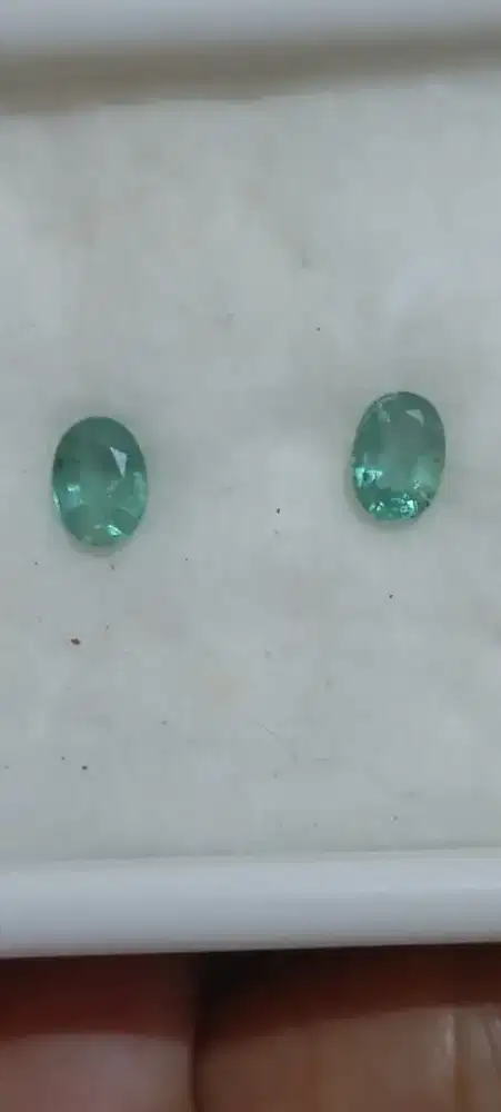 Colombian Emerald Neon Bluish Green Pair