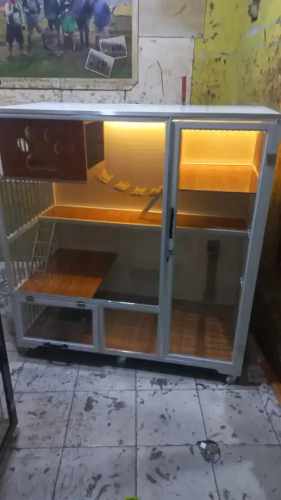 Kandang kucing aluminium