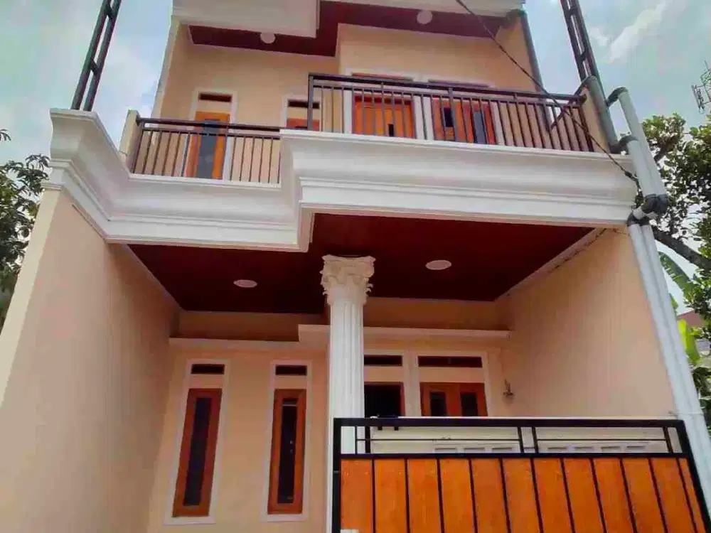 Rumah 2 lantai sisa 1 unit lagi..