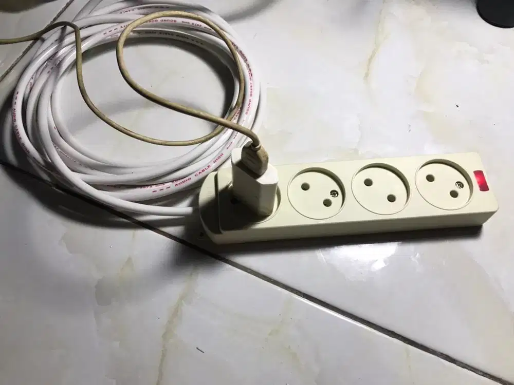 Kabel Kontak kabel Panjang