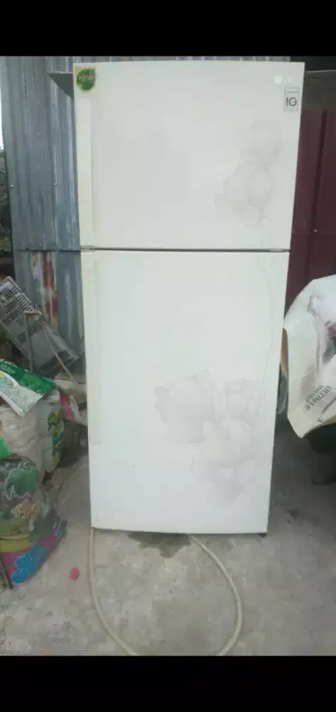 Bismillah dijual kulkas LG jumbo normal dingin atas bawah no salju