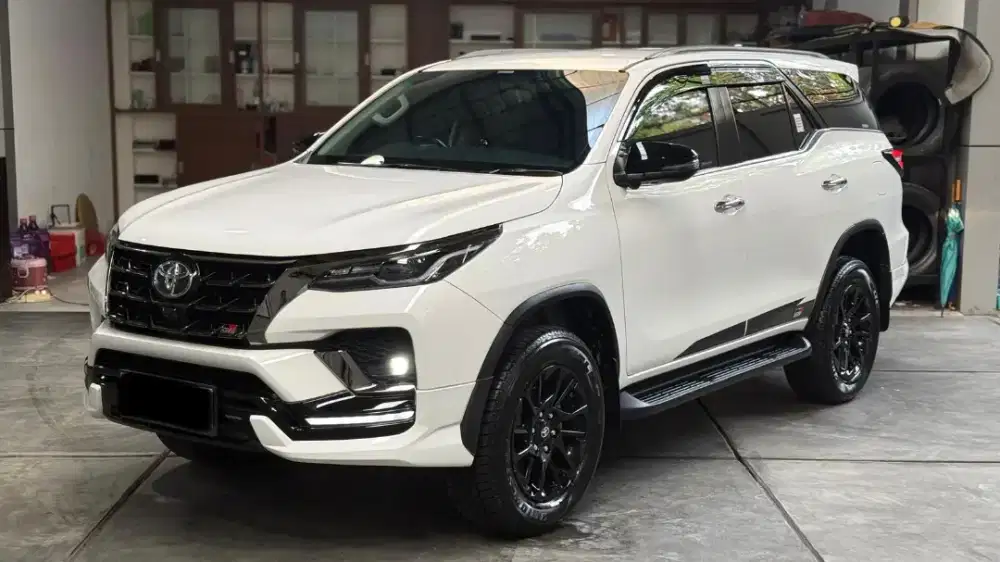Fortuner gr sport 2.8 tahun 2022