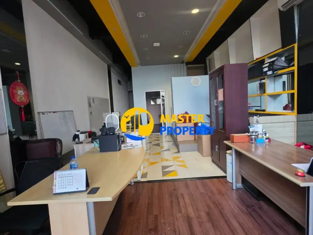 Disewakan Ruko Crown Golf PIK, 5x15, 3,5 lantai, Lokasi Ramai