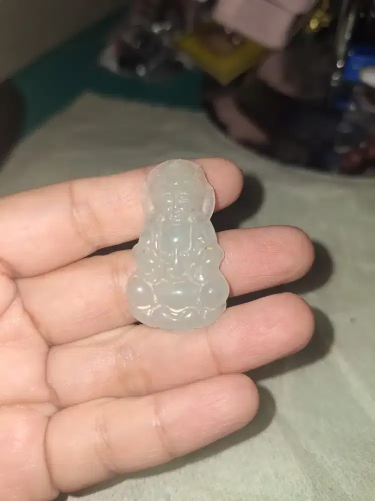 Patung giok putih mini 
Patung motif buddha 
Limited edition 
Barang