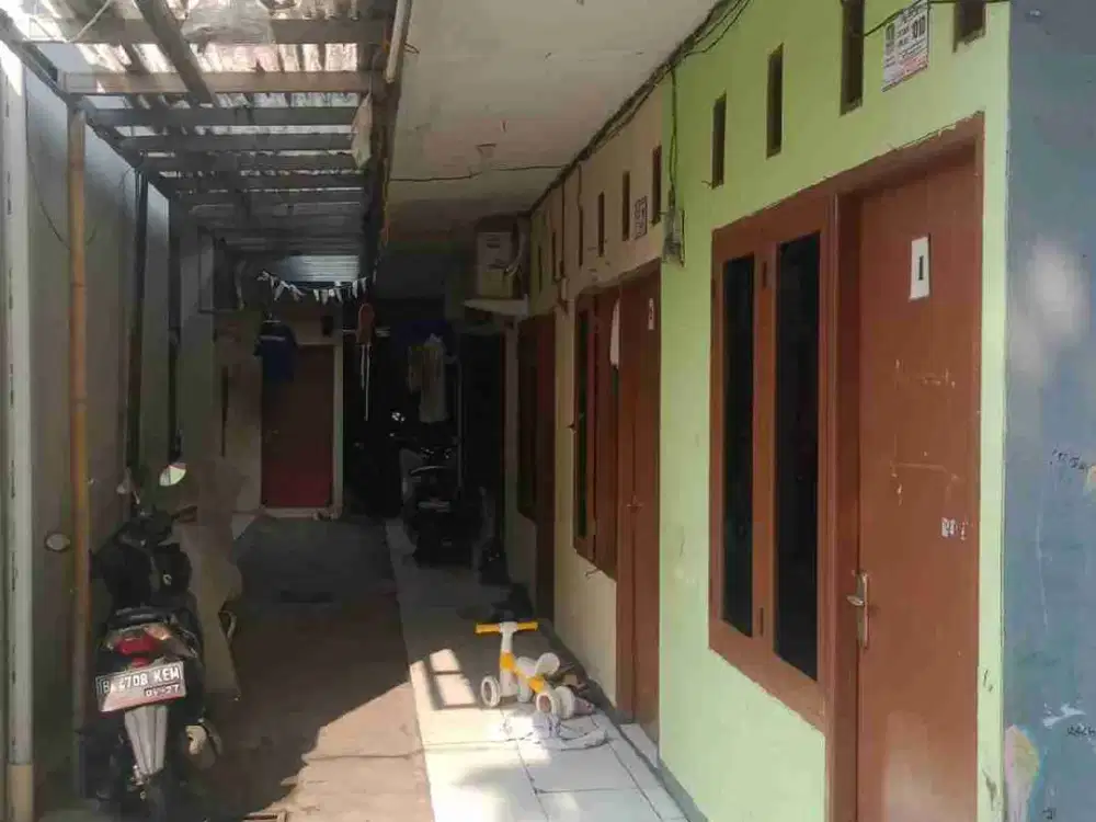Dijual rumah kontrakan 6 pintu di Bintara 8 Bekasi Barat
