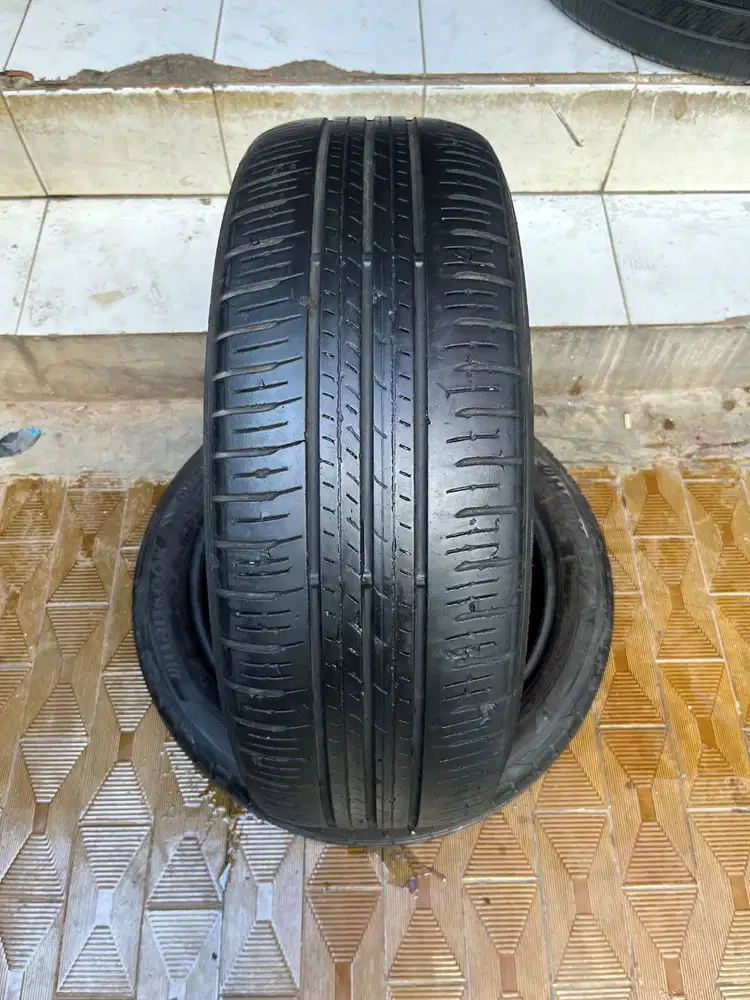 Ban Dunlop Enasave Ec300 205 55 r17 1Pcs