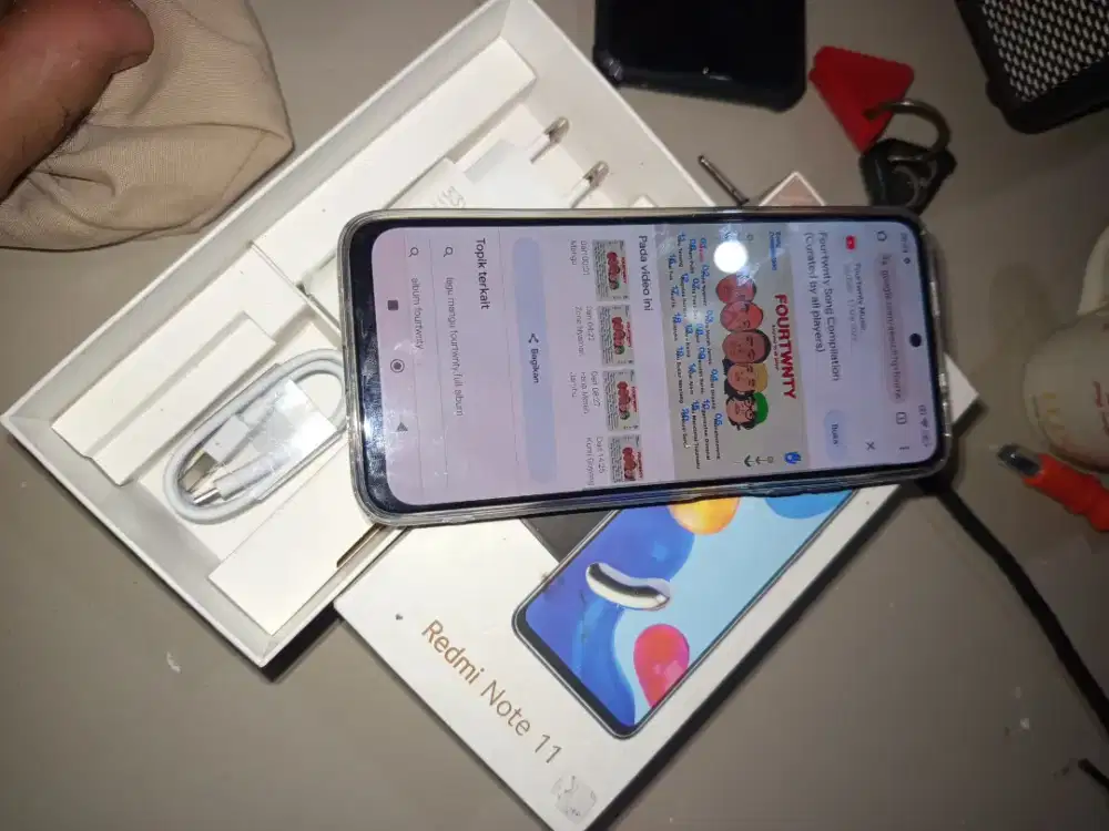 Redmi note 11 4+2/128 Fullset Ori