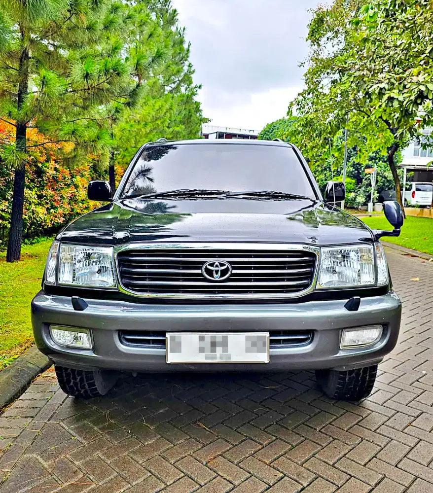 VX-L JDM CBU JAPAN SOLAR DIESEL LANDCRUISER VX100 LAND CRUISER 4x4 awd