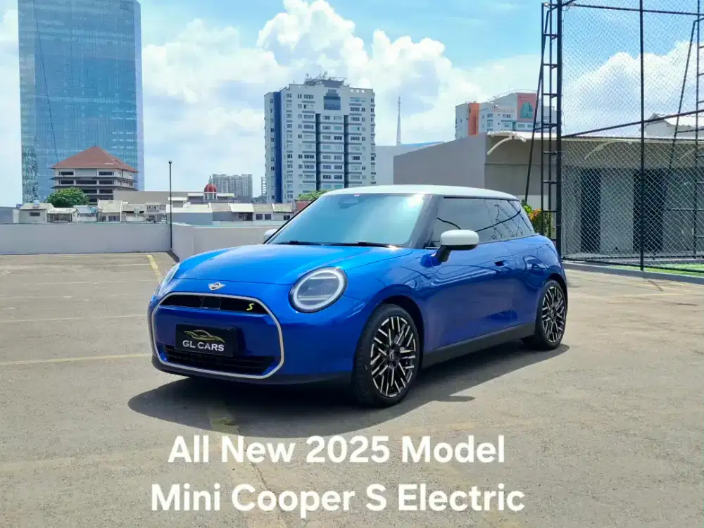 All New Mini Electric Cash 2025 Mini Cooper S 3Door Blazing Blue LowKm