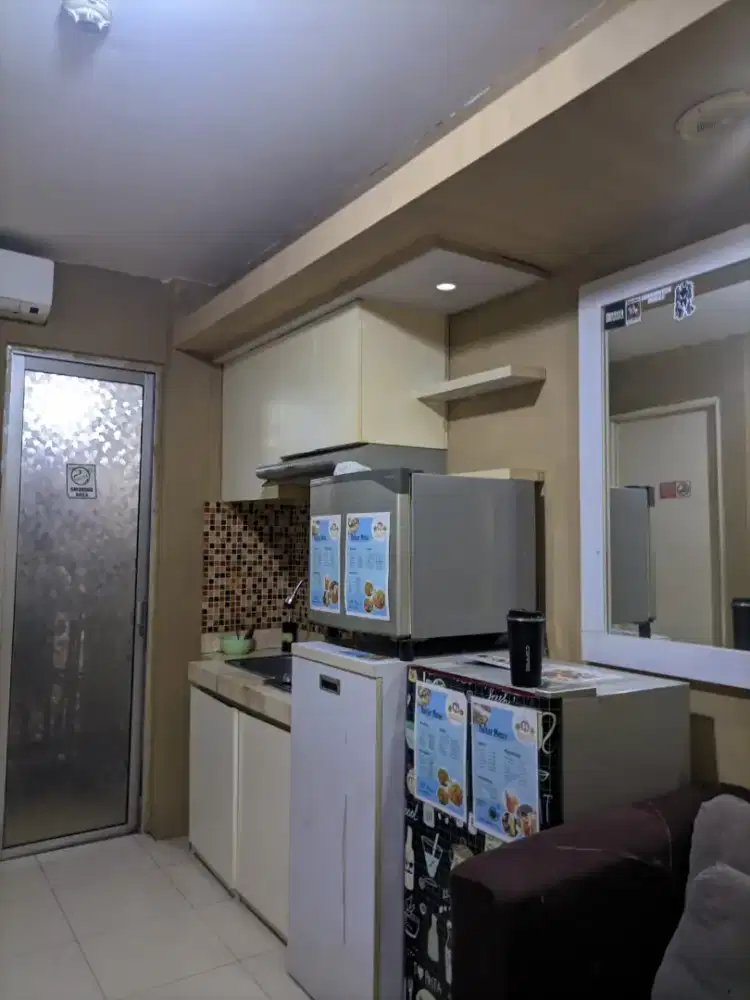 Masih readdy stock sewa 2kamar nya lantai sedeng apartemen Basura City