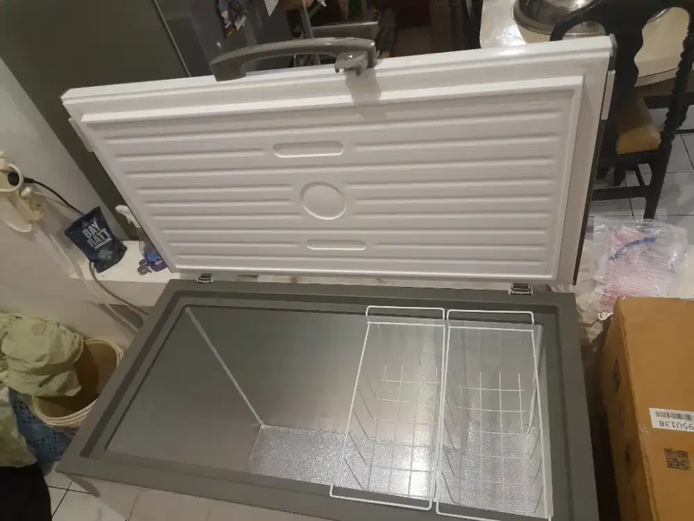 Freezer Changhong 280Liter