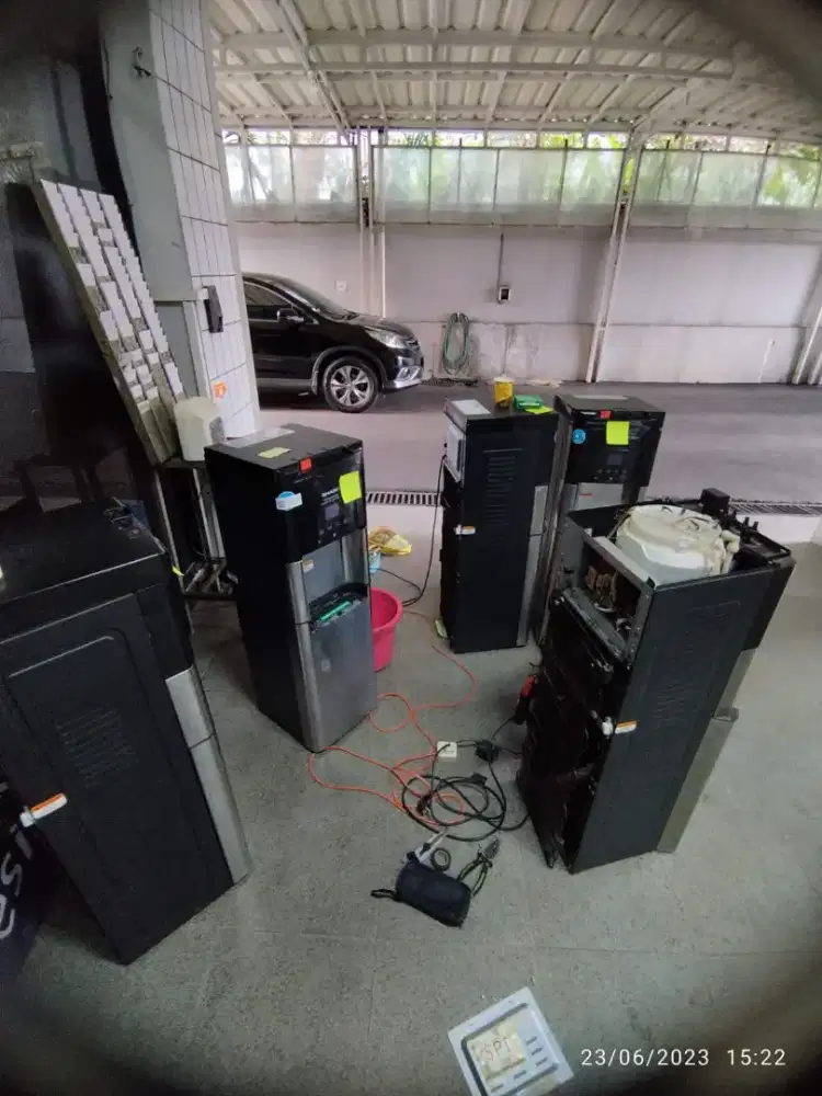 Service dispenser dan mesin cuci