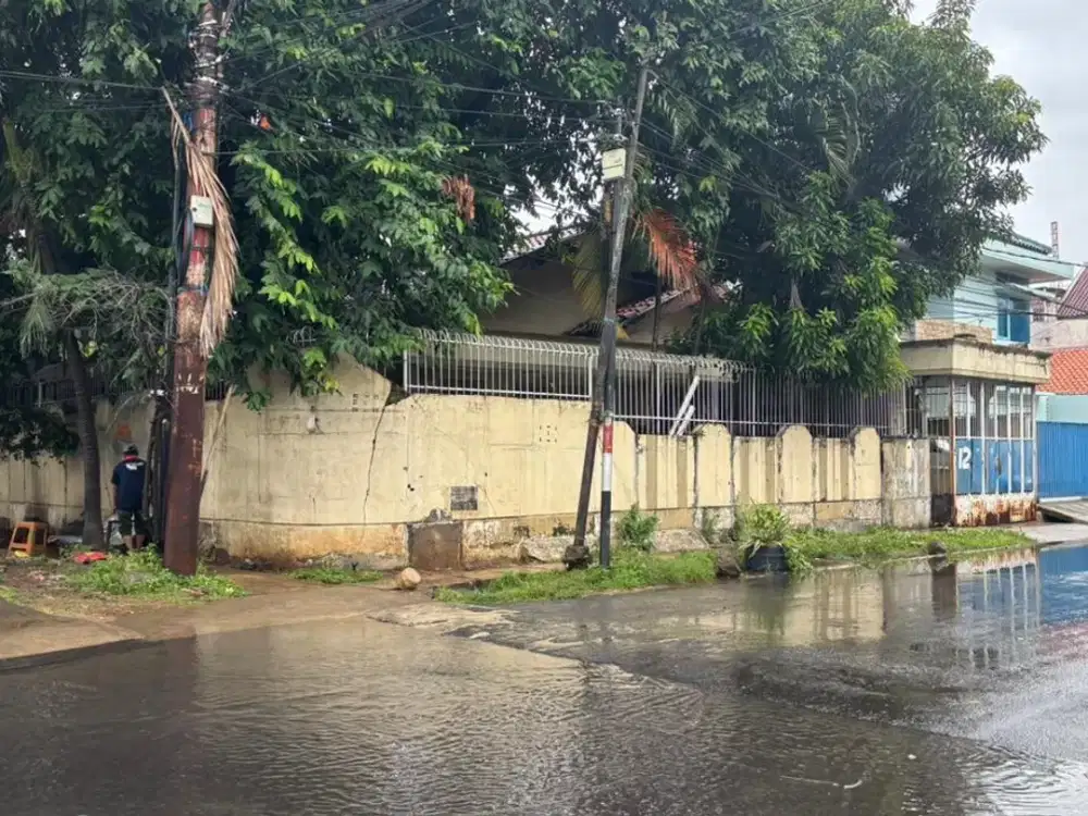 Disewa Rumah Tua Sunter LT 313 M2 Posisi Hook 2 Lajur Cocok Gudang Expedisi MBG Dll