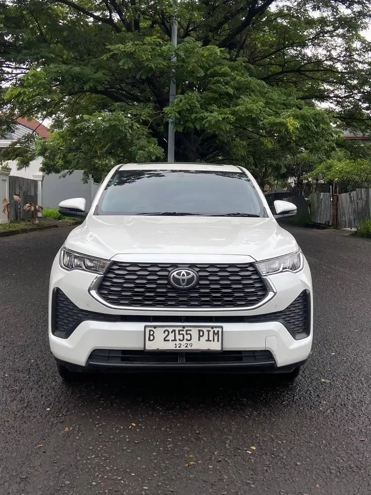 TOYOTA INNOVA ZENIX V HYBRID