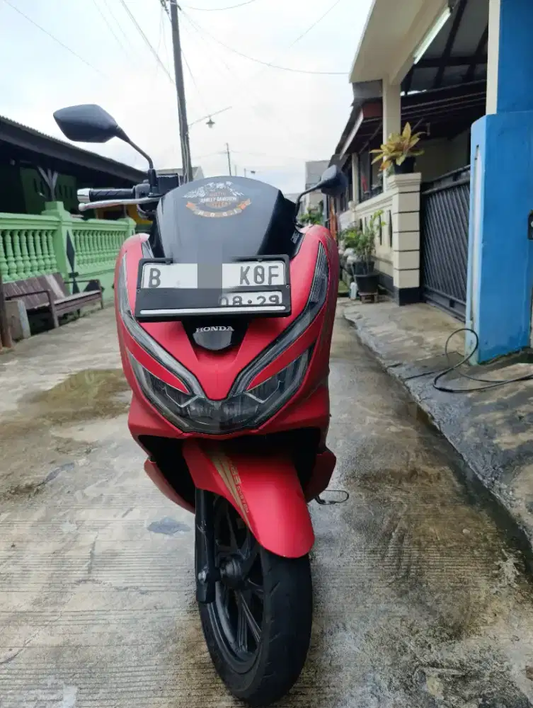 HONDA PCX - KM RENDAH - PAJAK PANJANG - MURAH