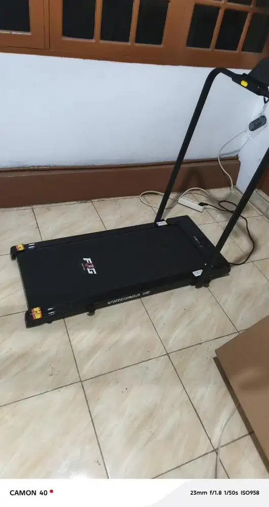 TREADMILL MURAH HEMAT KAPASITAS DAN ELECTRICT
