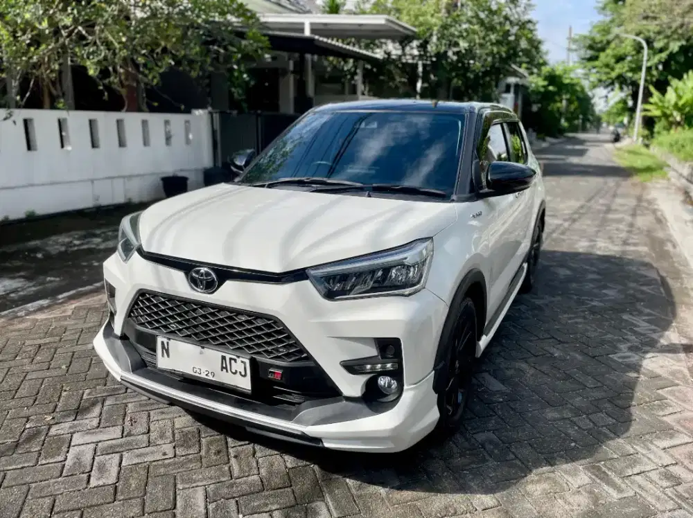 Raize Turbo GR Sport TSS Two Tone - AT