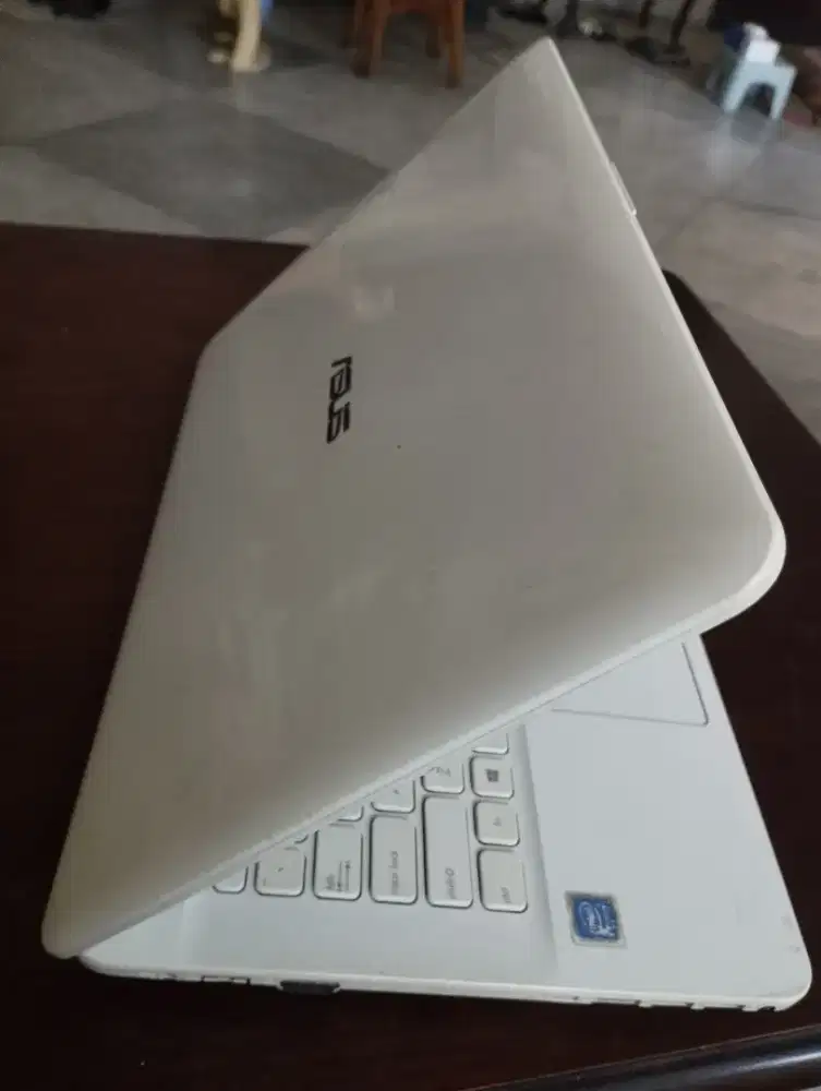 ASUS VIVOBOOK MAX X441M