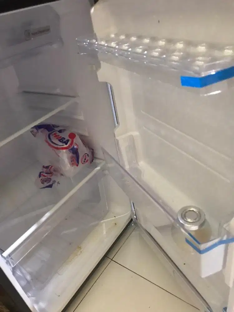 Kulkas SHARP 2 Pintu