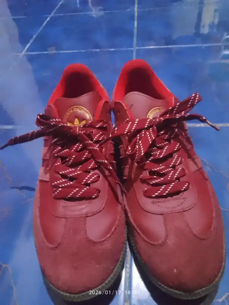 Sepatu adidas samba sumatra maroon gum