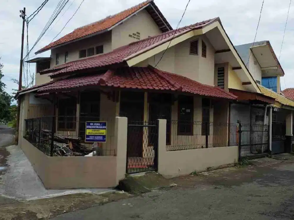 Rumah Strategis di pusat Kota Cirebon dekat RSUD Gn Jati cocok buat Kos²an,usaha