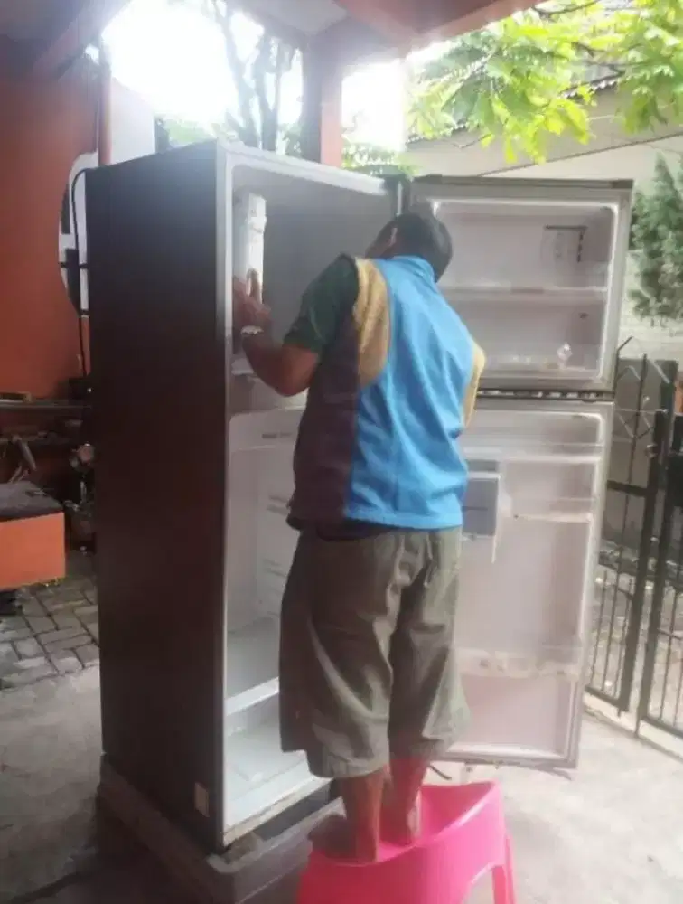 Service kulkas, mesin cuci,water heater, dispenser, kompor gas