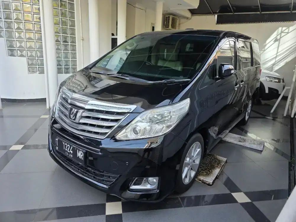Alphard tahun 2013 nik12 good condition