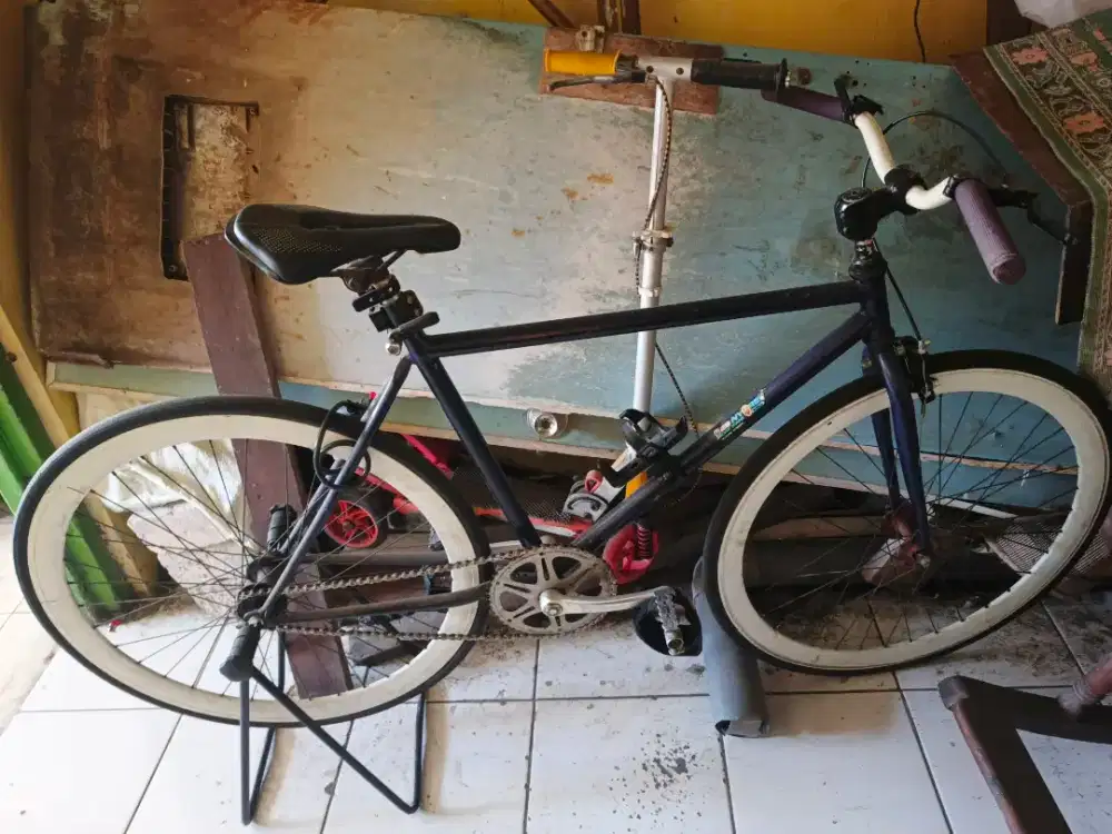 Fixie edisi pensi