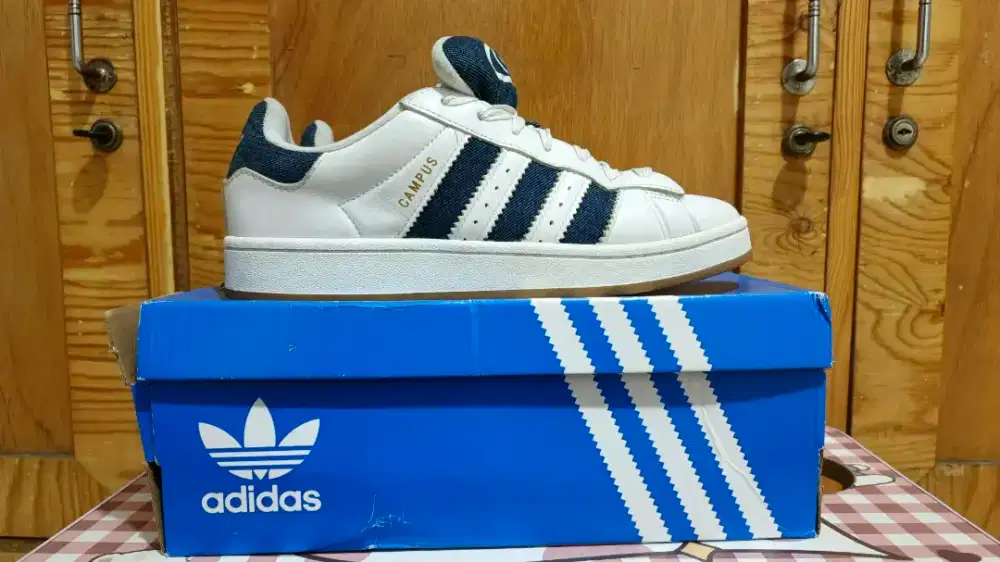 Adidas Campus 00s