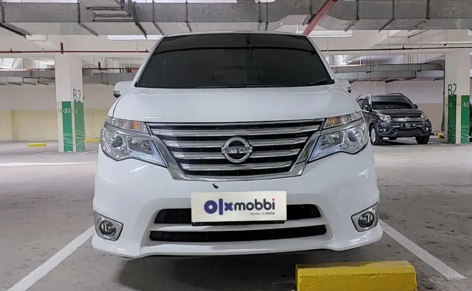 TERMURAH Nissan Serena 2.0 Highway Star Bensin-AT Putih 2017