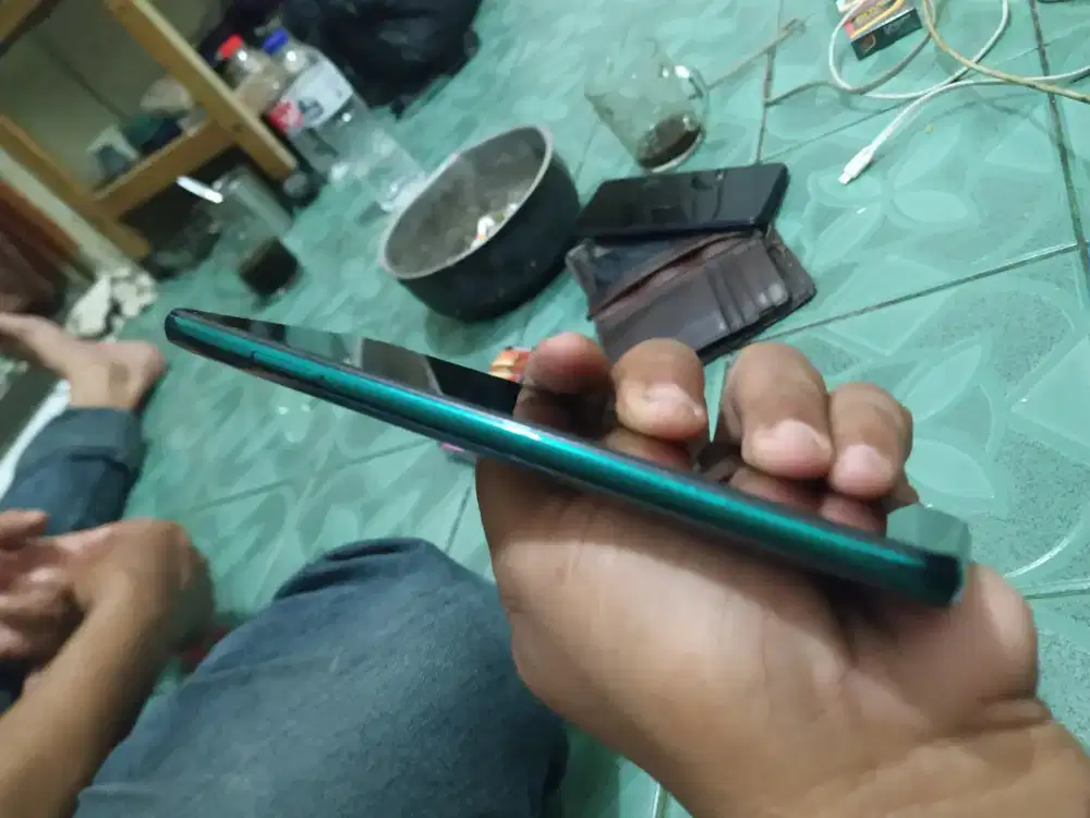 Resmi not 8pro ram 6/64 kondisi mulus