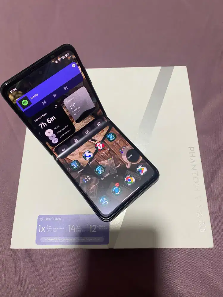 Tecno Phantom V Flip 8/256gb Black Fullset