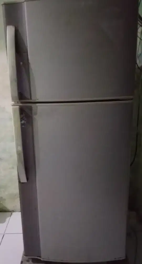 Kulkas 2 Pintu Merk Sharp