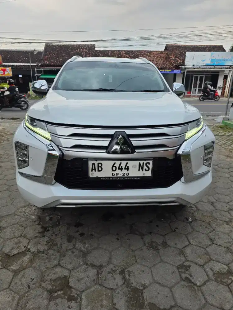 Pajero dakar ultimate 4x4 tahun 2023