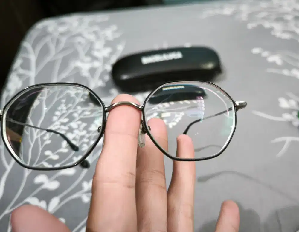 Kacamata merk giordano style elegan anak muda 2025, simpel,murah