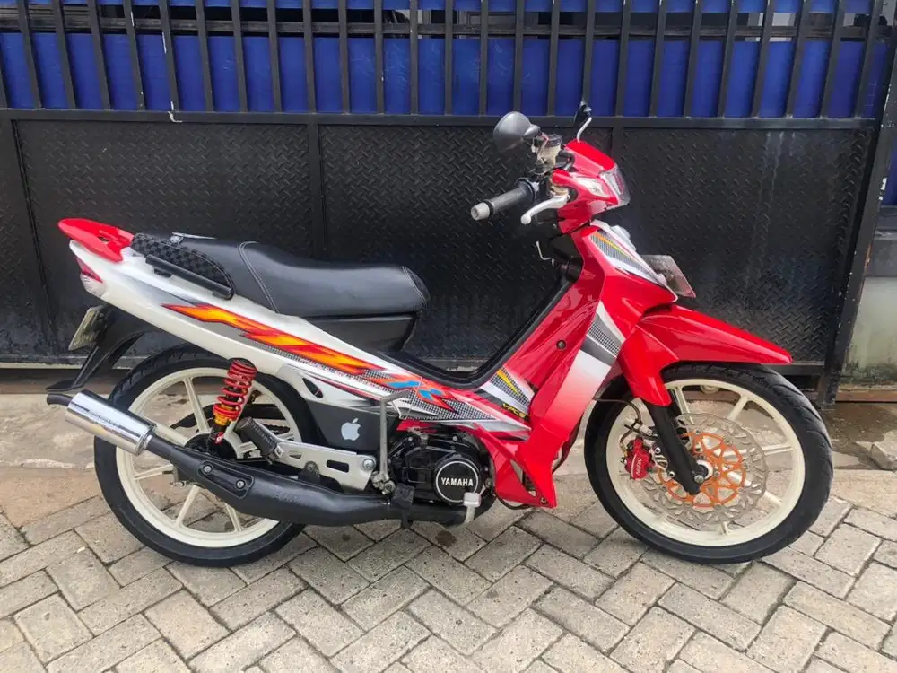 F1ZR SPORTY 2004