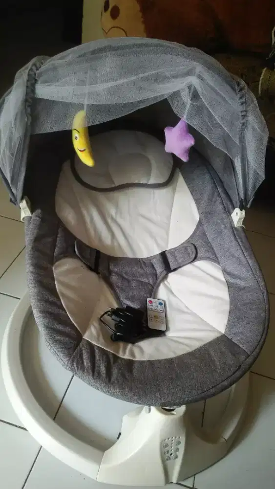 HAPYEE Ayunan Bayi Otomatis Elektrik Baby Swing Lipat.